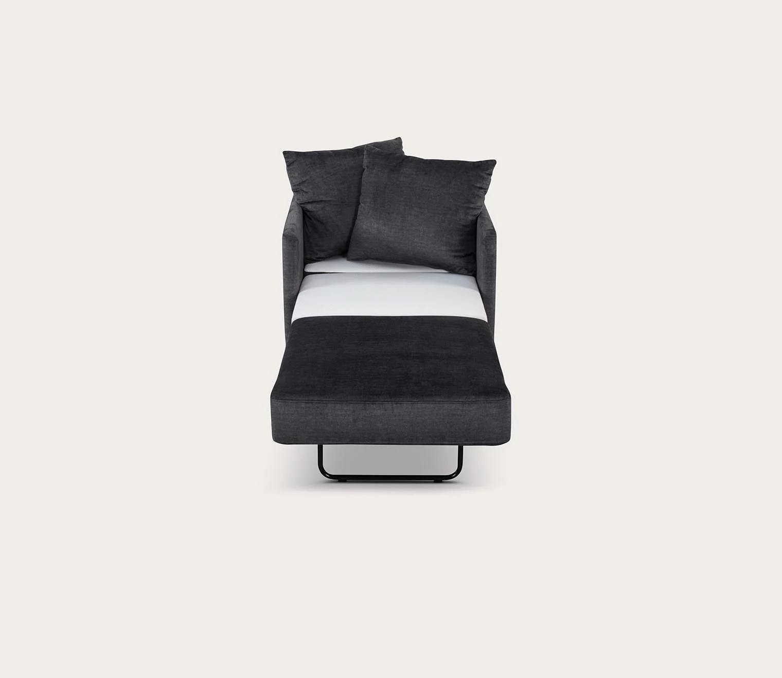 Luonto Burton Sleeper Chair - Image 5