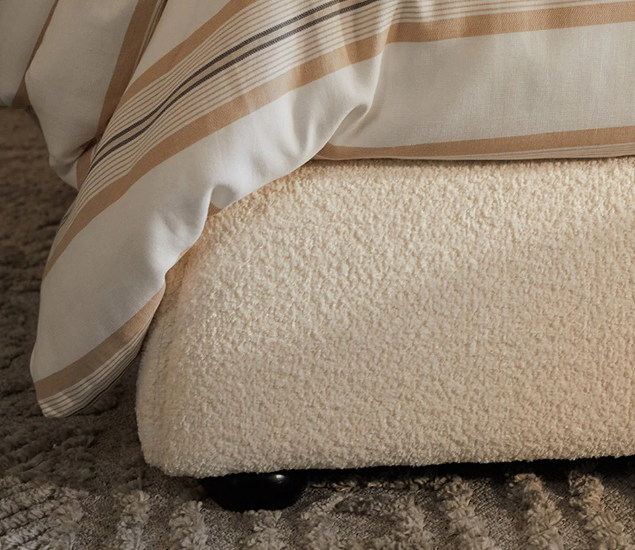 Cumulus Sherpa Fabric Upholstered Bed - Image 5