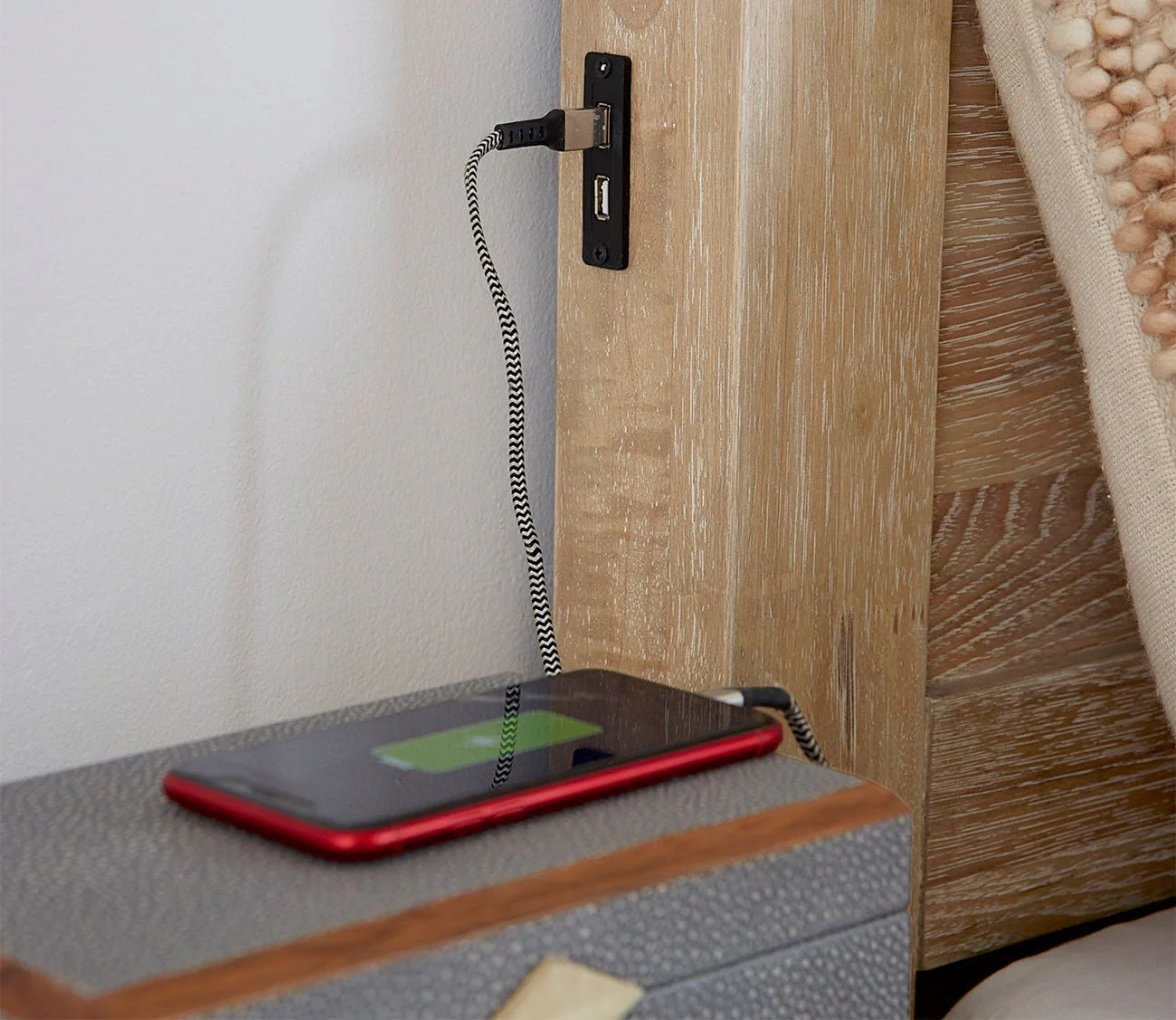 Aspen Home Modern Loft Storage Bed Bedroom Set - Image 9