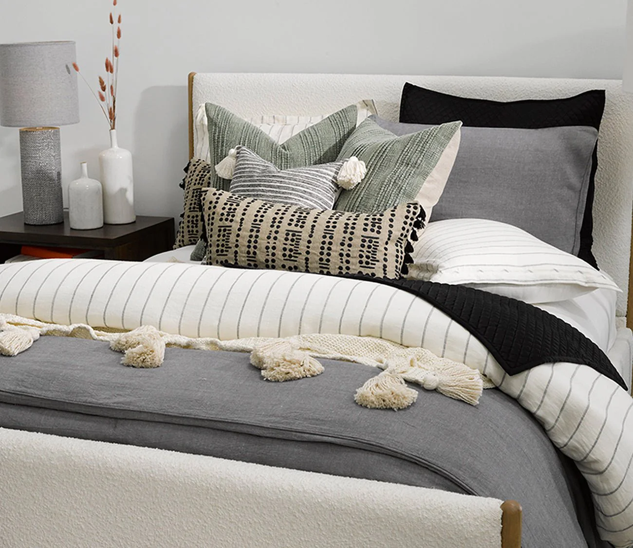 Villa by Classic Home Monaco Ivory Linen 3-Piece Duvet Cover Set - Image 10