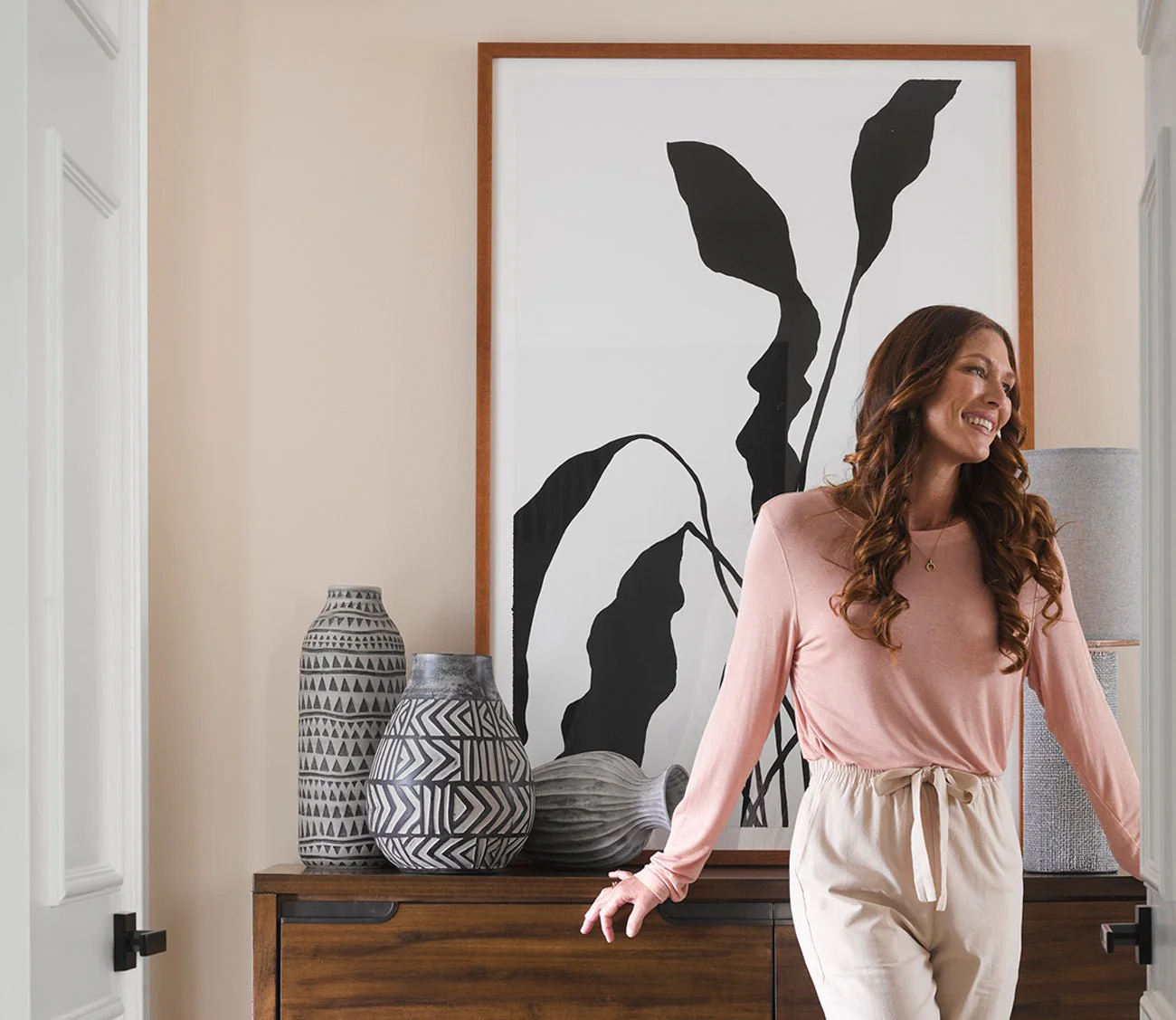 Grand Image Silhouetted Flower 2 Digital Print - Image 3